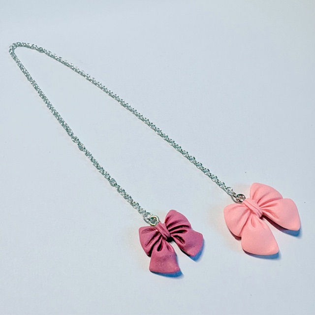 Coquette Bow Chain Bookmark